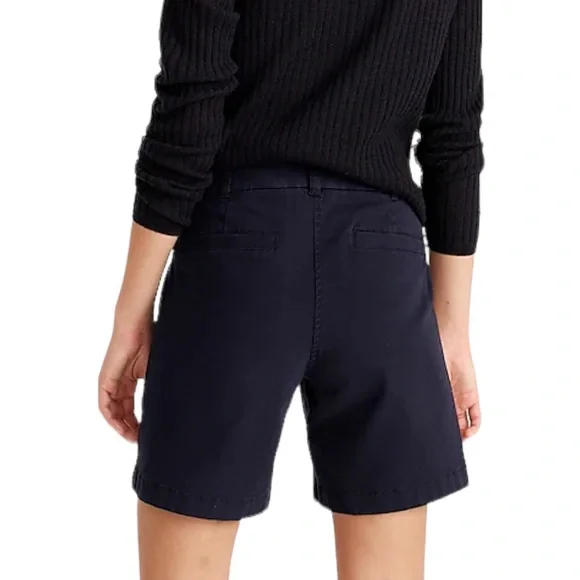 J.Crew 7” Stretch Classic Chino Shorts in Navy - Picture 2 of 5